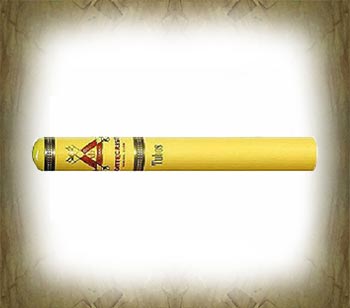 蒙特克里斯托大铝管雪茄（Montecristo Petit Edmundo Tubos）